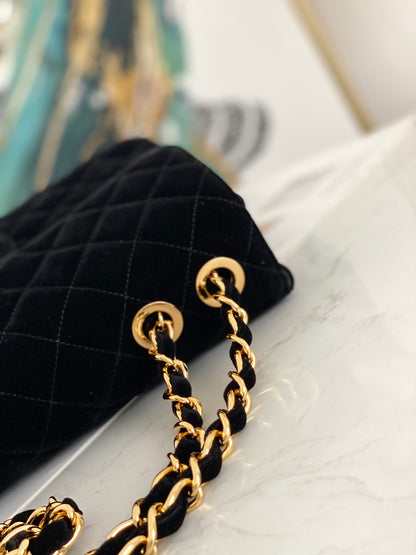 Chanel 香奈兒絕版大金扣包