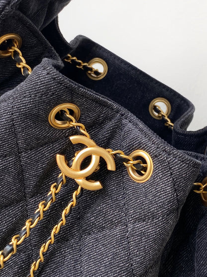 Chanel 香奈兒25p牛仔布嘻哈包